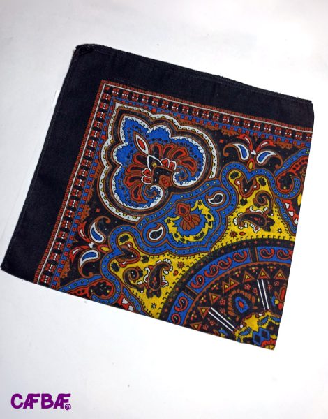 CAFBAF-etnik-siyah-kare-bandana